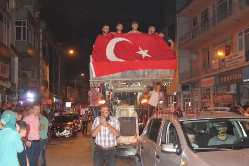 Akyazı Sofuoğlu Parkına Akın Etti