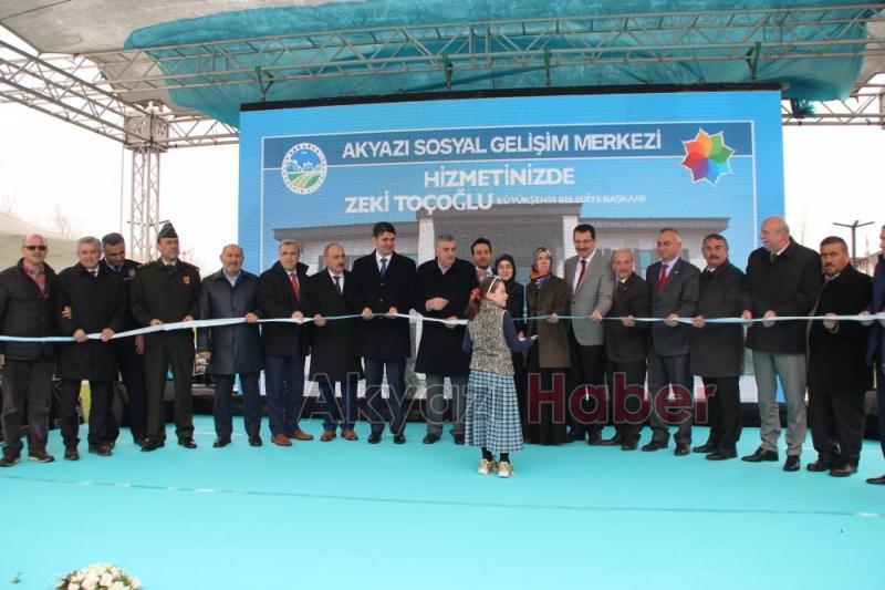 Akyazı Sosyal Gelişim Merkezi Törenle Açıldı
