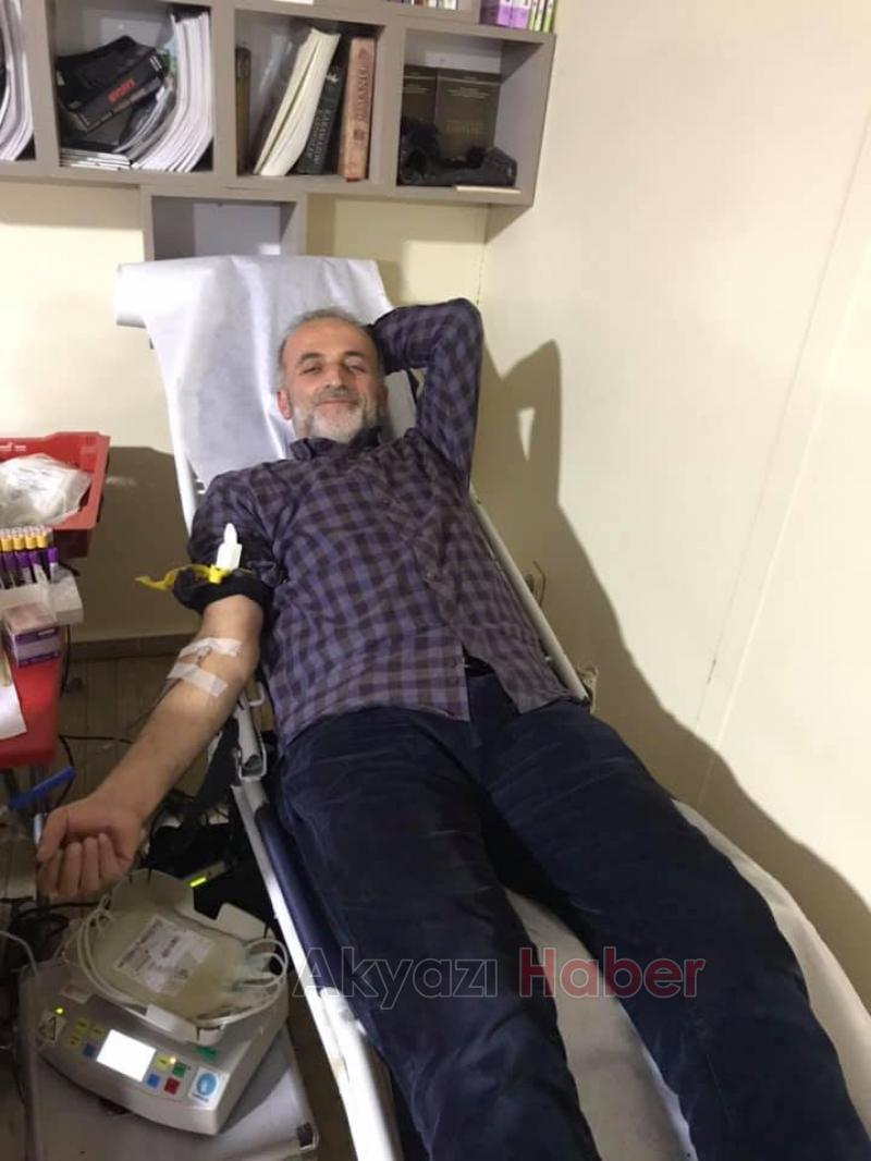 Akyazı Taşburun Gençlik Kulübünden Kızılaya kan bağışı