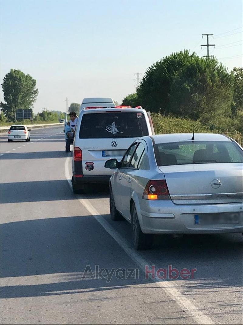 Akyazı TEM Kavşağı Sabah saatleri Büyük korku yaşadılar