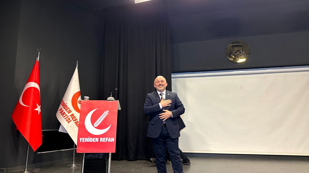 Akyazı Teşkilatına İl Divan Toplantısında Çift Ödül