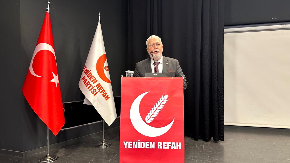 Akyazı Teşkilatına İl Divan Toplantısında Çift Ödül