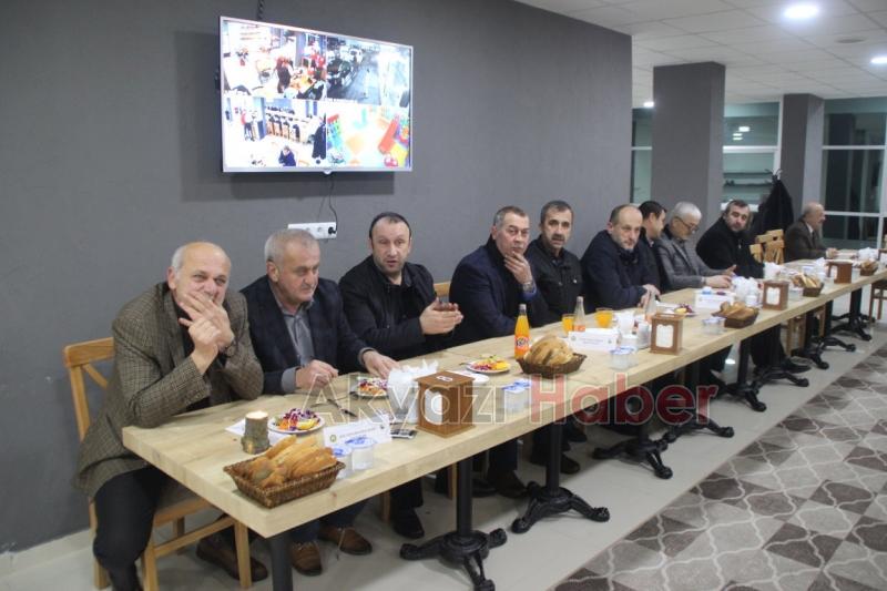 Akyazı Ticaret Borsası Bütçe Yemeği Düzenledi