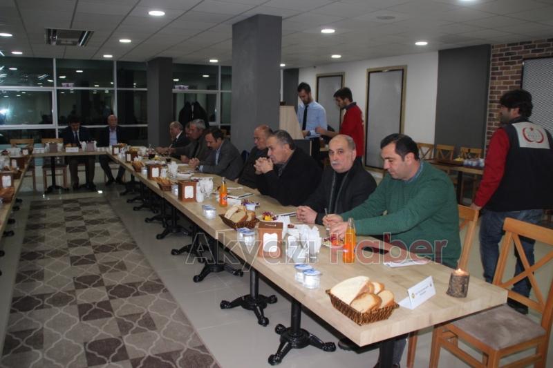 Akyazı Ticaret Borsası Bütçe Yemeği Düzenledi