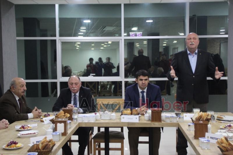 Akyazı Ticaret Borsası Bütçe Yemeği Düzenledi
