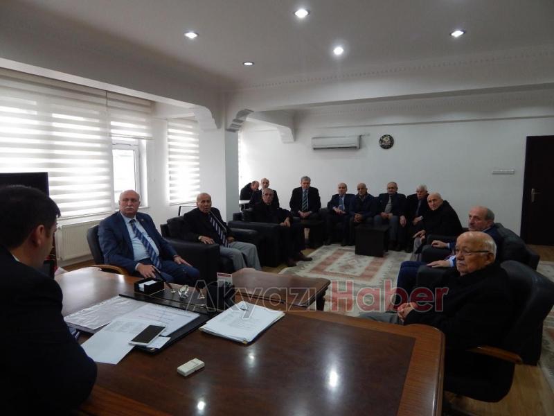 AKYAZI TİCARET BORSASI VE ZİRAAT ODASINDAN KAYMAKAM KALAYLI YA HAYIRLI OLSUN ZİYARETİ