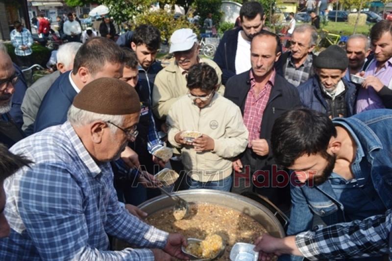 AKYAZI TİCARET VE SANAYİ ODASI AŞURE ETKİNLiĞİNE BÜYÜK İLGİ