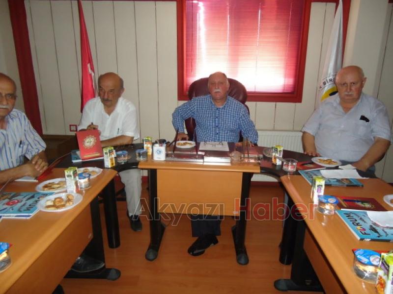 Akyazı Ticaret Ve Sanayi Odası Meclis Toplantısında Darbe Girşimini Şiddetle Kınadı