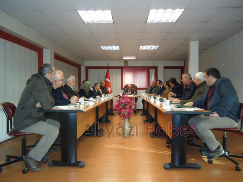 AKYAZI TİCARET VE SANAYİ ODASI MECLİSİ YILIN İLK TOPLANTISINI YAPTI