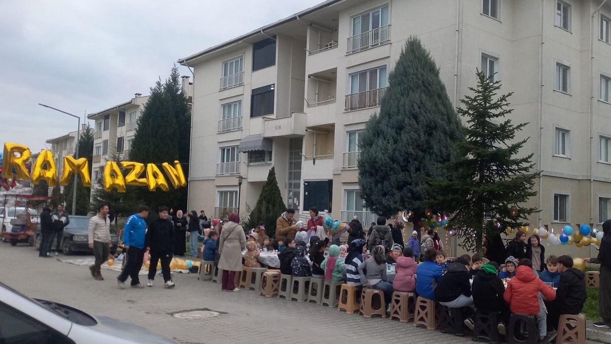 Akyazı TOKİ'de çocuklar için Ramazan etkinliği