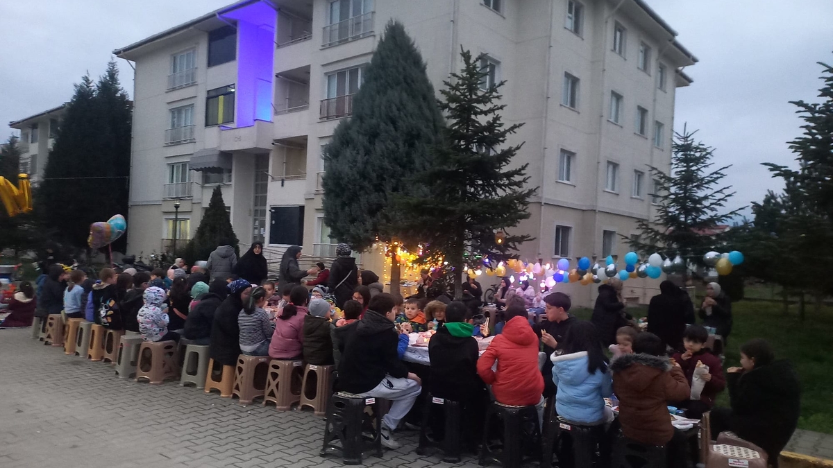 Akyazı TOKİ'de çocuklar için Ramazan etkinliği