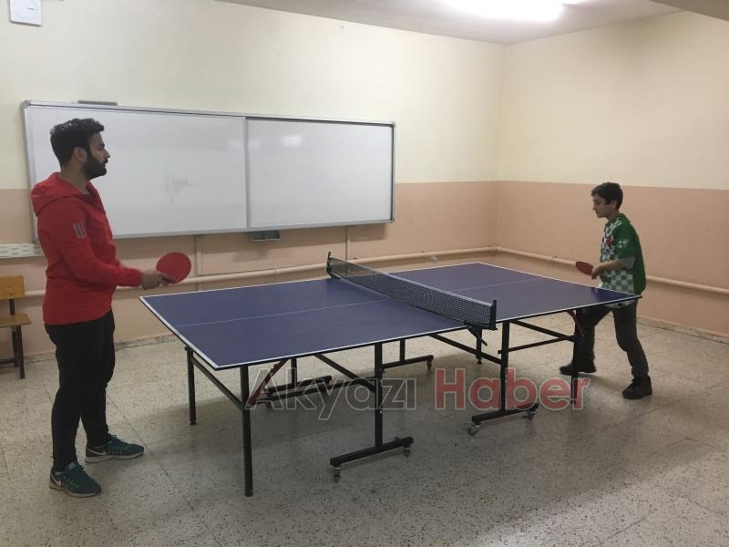 Akyazı Topçusırtı AVM Ortaokulu Gençleri Bilinçlendiriyor