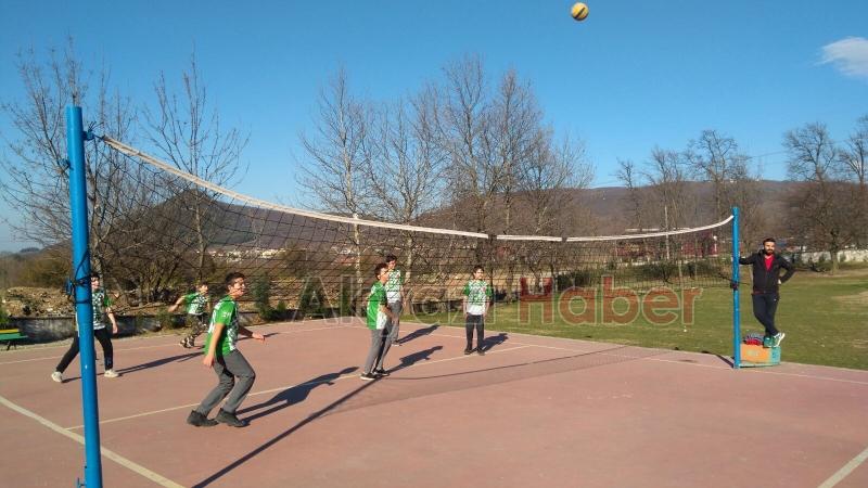 Akyazı Topçusırtı AVM Ortaokulu Gençleri Bilinçlendiriyor