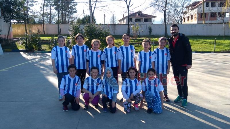 Akyazı Topçusırtı AVM Ortaokulu Gençleri Bilinçlendiriyor