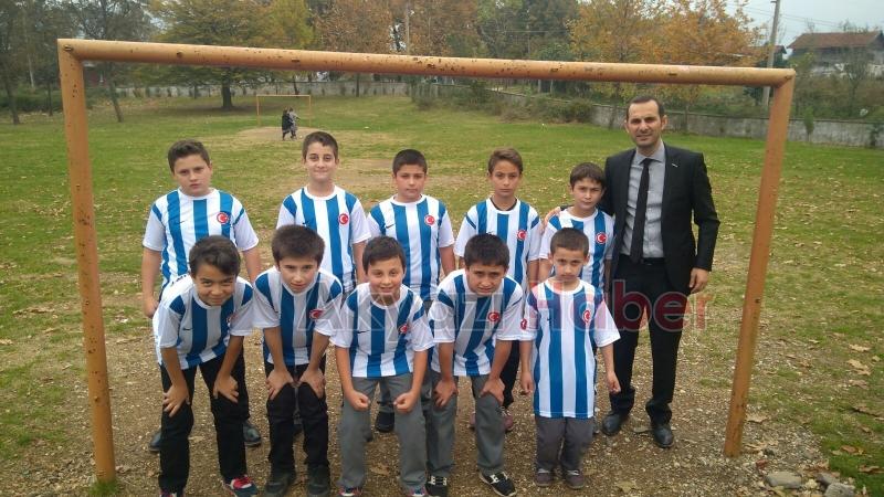 Akyazı Topçusırtı AVM Ortaokulu Gençleri Bilinçlendiriyor