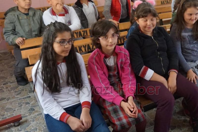 Akyazı Trafik Parkta Çocuklara trafik eğitimi verildi