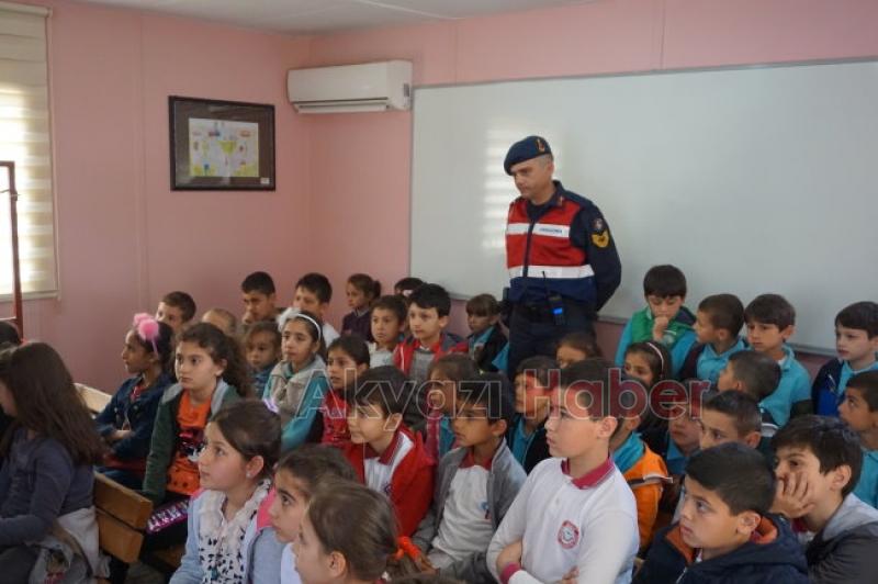 Akyazı Trafik Parkta Çocuklara trafik eğitimi verildi