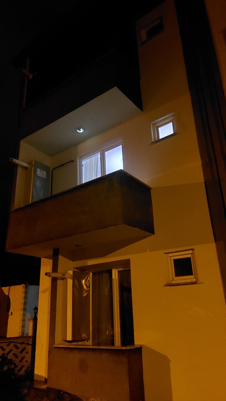 Akyazı ve Adapazarı'nda uyuşturucu operasyonu