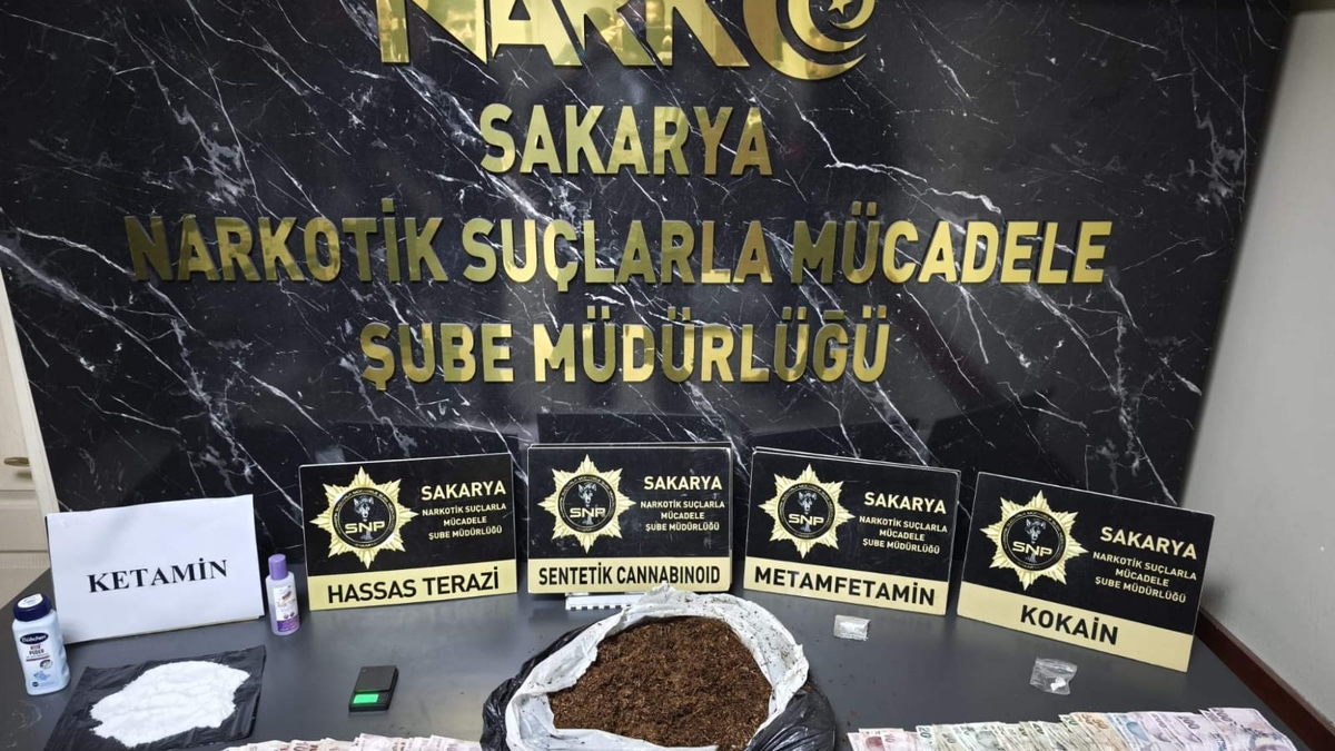 Akyazı ve Adapazarı'nda uyuşturucu operasyonu