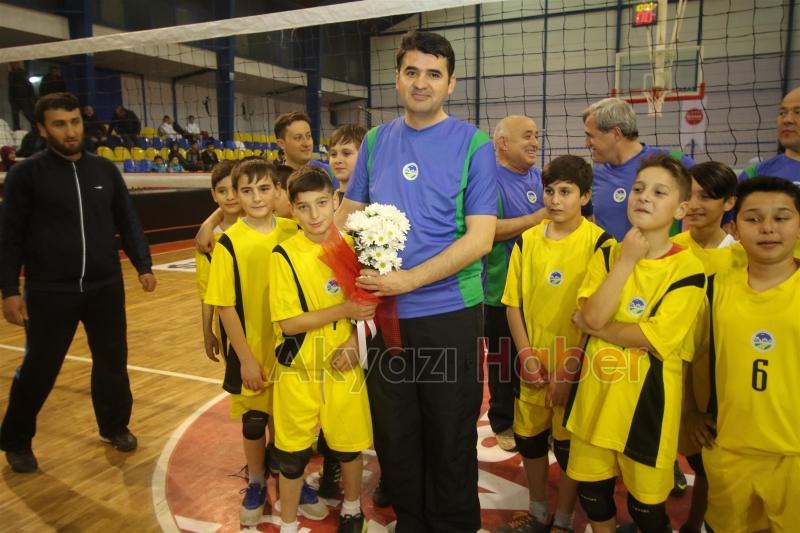 Akyazı Voleybol Turnuvası Maçları Başladı
