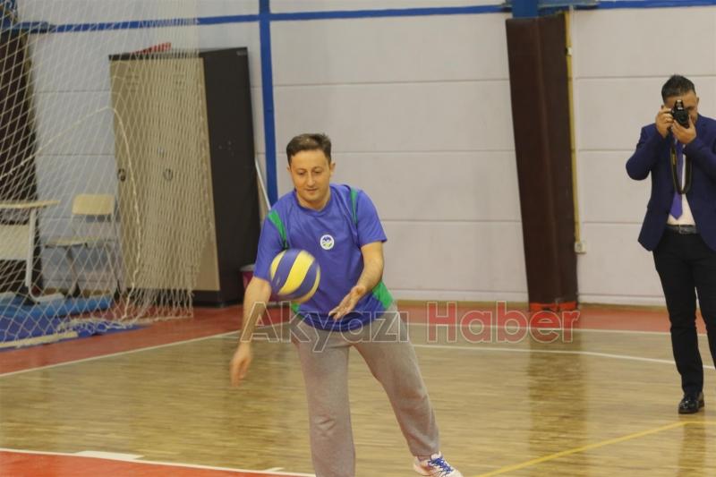 Akyazı Voleybol Turnuvası Maçları Başladı
