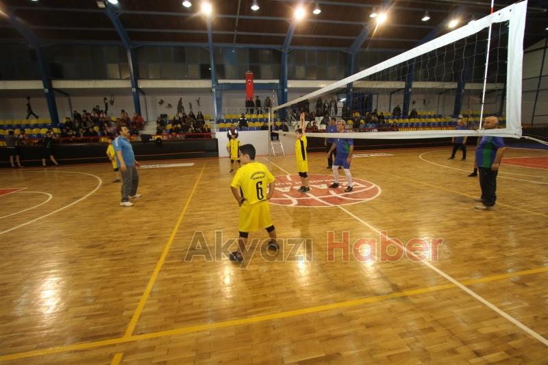 Akyazı Voleybol Turnuvası Maçları Başladı