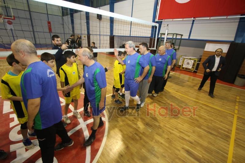 Akyazı Voleybol Turnuvası Maçları Başladı