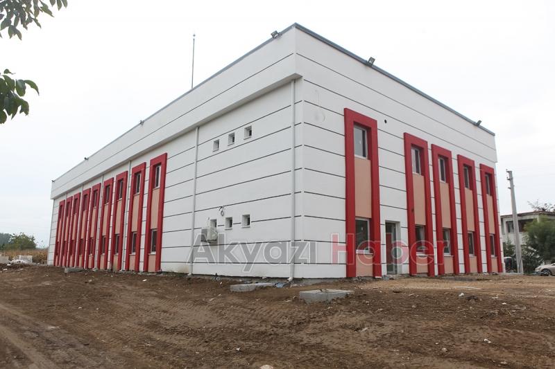 Akyazı yeni itfaiye binasına kavuşuyor