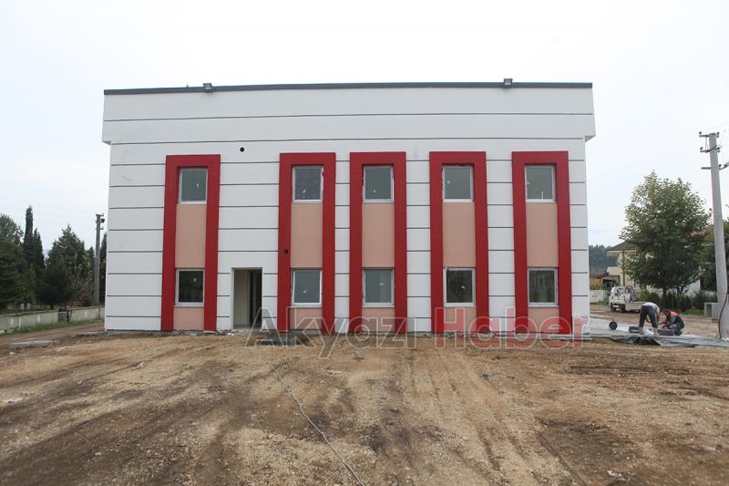 Akyazı yeni itfaiye binasına kavuşuyor