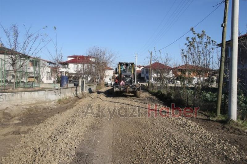 AKYAZI YENİ MAHALLE DE ÇALIŞMALAR HIZLANDI