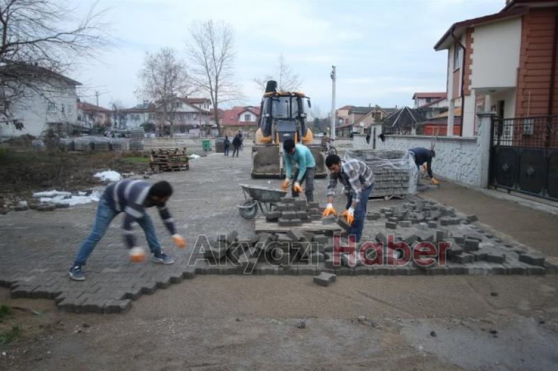 AKYAZI YENİ MAHALLE DE ÇALIŞMALAR HIZLANDI