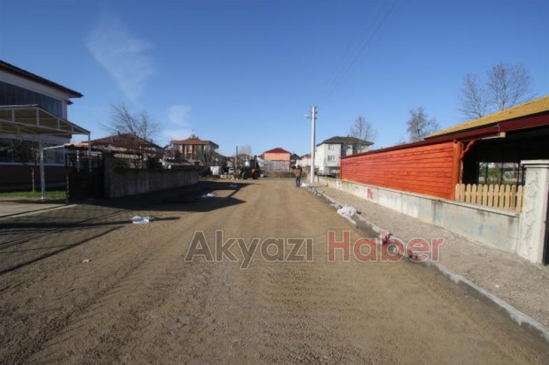 AKYAZI YENİ MAHALLE DE ÇALIŞMALAR HIZLANDI