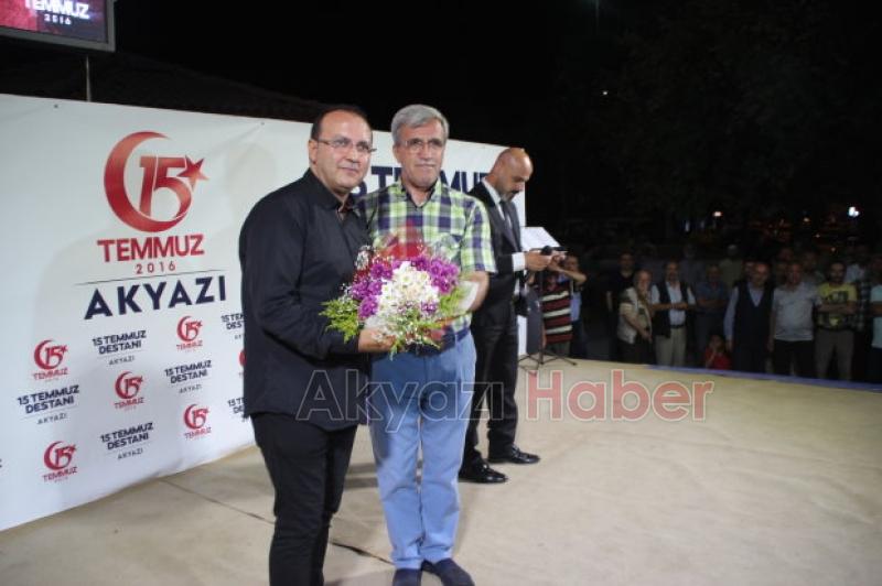 AKYAZI YİNE MEYDANLAYDI 15 TEMMUZ ŞEHİTLERİNİ UNUTMADILAR