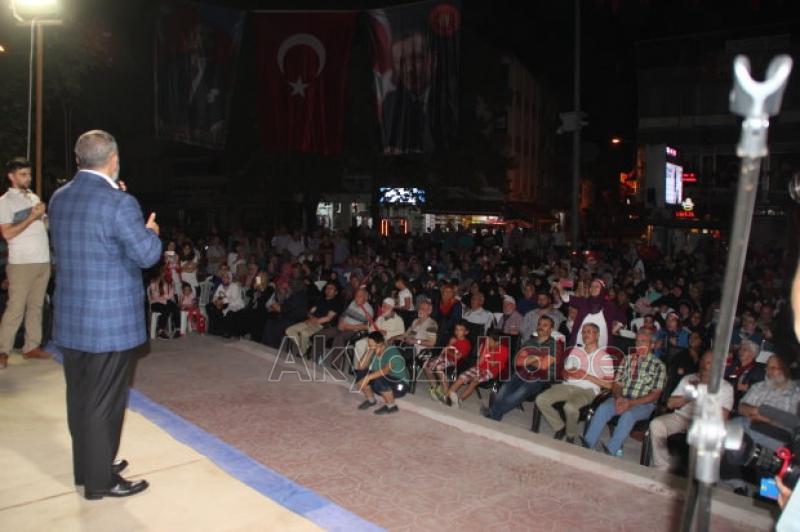 AKYAZI YİNE MEYDANLAYDI 15 TEMMUZ ŞEHİTLERİNİ UNUTMADILAR