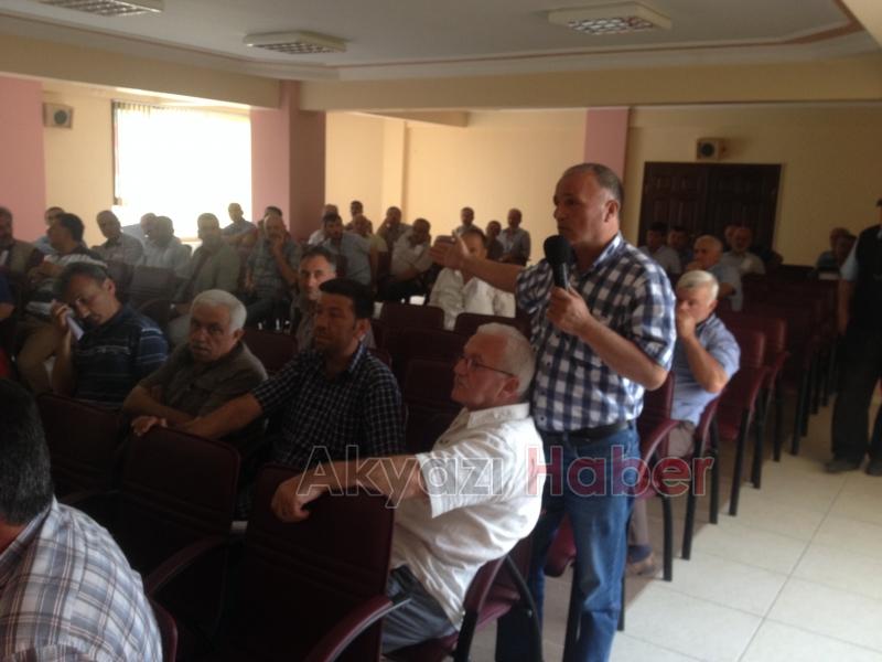 AKYAZI ZİRAAT ODASI MUHTARLAR VE ZİRAAT DELEGELERİ İLE TOPLANDI