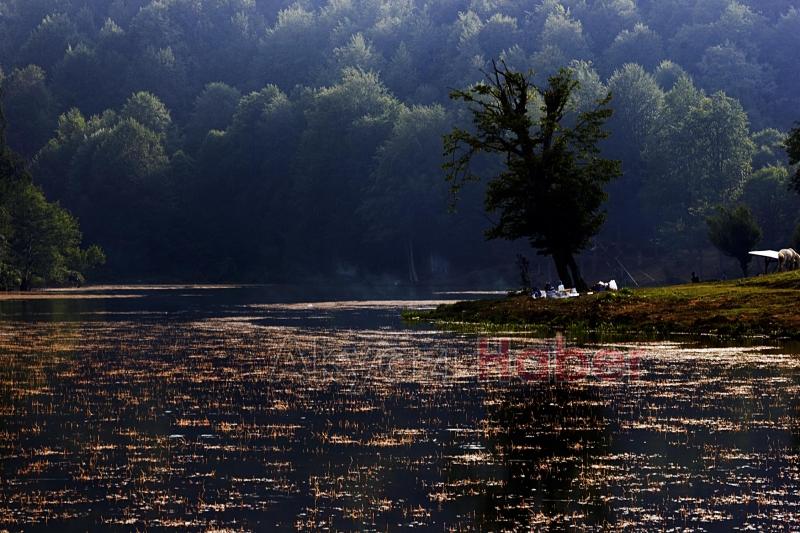 Akyazı Zirvesine Yürüyor