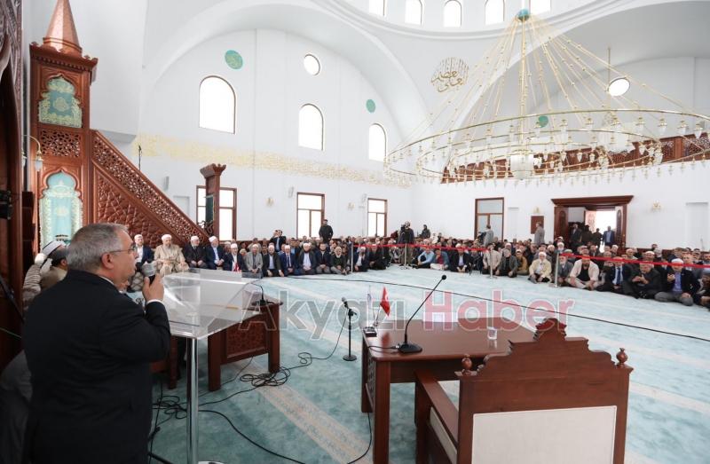 Akyazıda 20 Kurra Hafız İçin İcazet Merasimi Düzenlendi