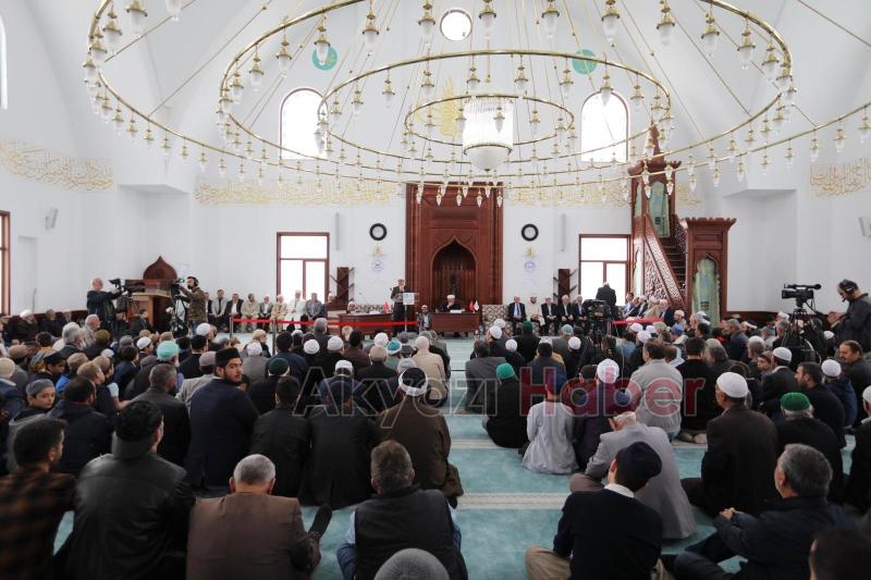 Akyazıda 20 Kurra Hafız İçin İcazet Merasimi Düzenlendi