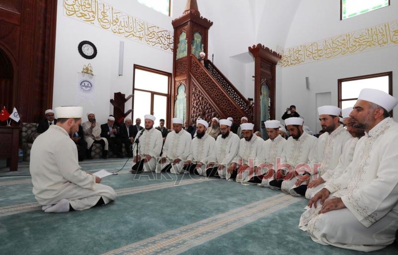 Akyazıda 20 Kurra Hafız İçin İcazet Merasimi Düzenlendi
