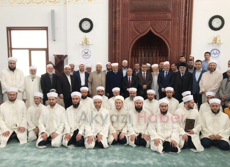 Akyazıda 20 Kurra Hafız İçin İcazet Merasimi Düzenlendi