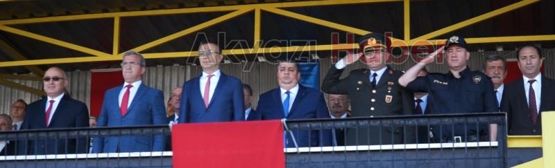 Akyazıda 29 Ekim Coşkusu 