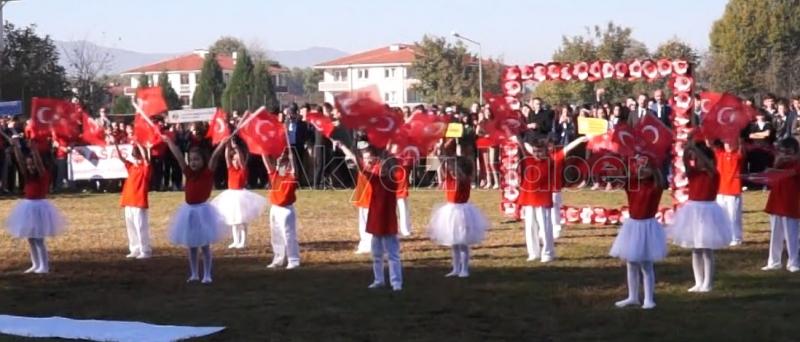 Akyazıda 29 Ekim Coşkusu 