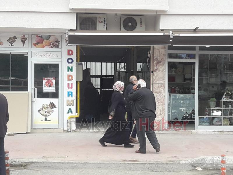 Akyazı beşik gibi sallandı