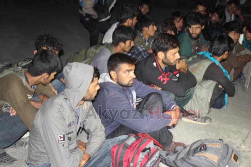 Akyazı’da 67 Mülteci 8 Çocuk Yakalandı