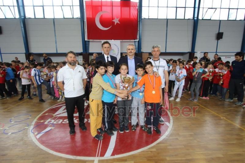 Akyazı’da Atletizm Şenliği