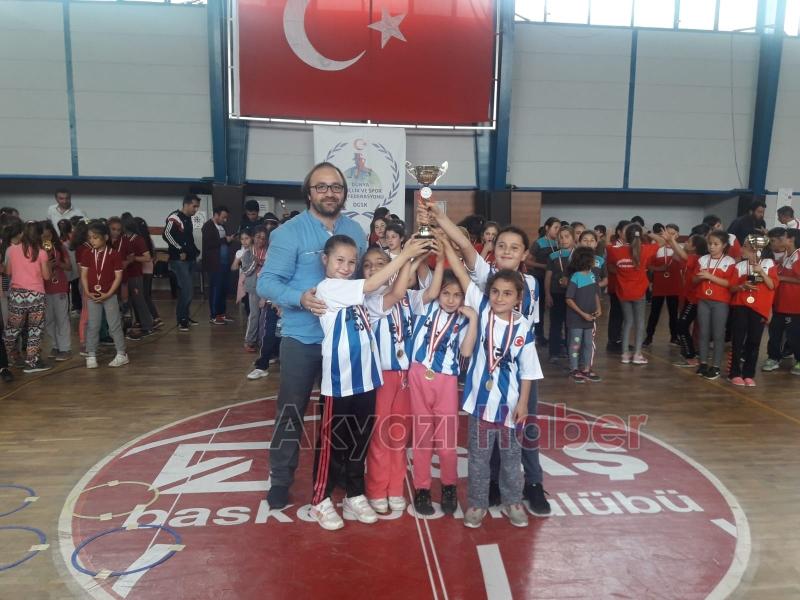 Akyazı’da Atletizm Şenliği