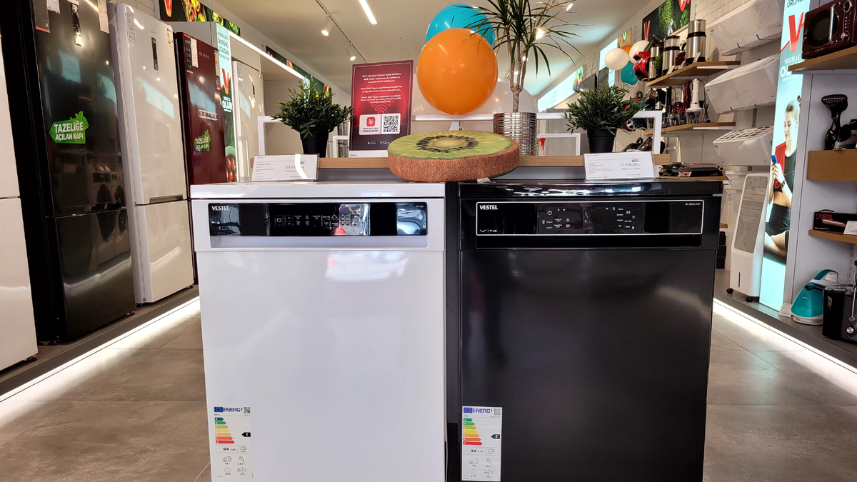 Akyazı’da Beyaz Eşya Almanın Tam Zamanı! 15.000 TL İndirim Yüksel Öztürk Bayi’de Devam Ediyor