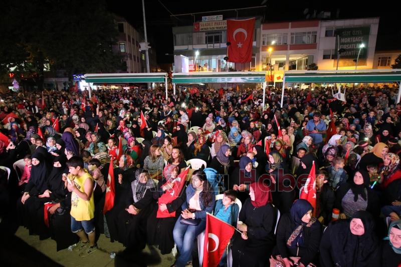 AKYAZIDA DEMOKRASİ VE MİLLİ İRADE NÖBETİNE BÜYÜK İLGİ