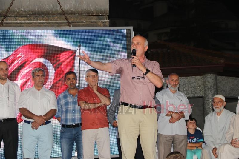 AKYAZIDA DEMOKRASİ VE MİLLİ İRADE NÖBETİNE BÜYÜK İLGİ