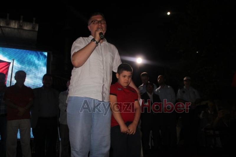 AKYAZIDA DEMOKRASİ VE MİLLİ İRADE NÖBETİNE BÜYÜK İLGİ